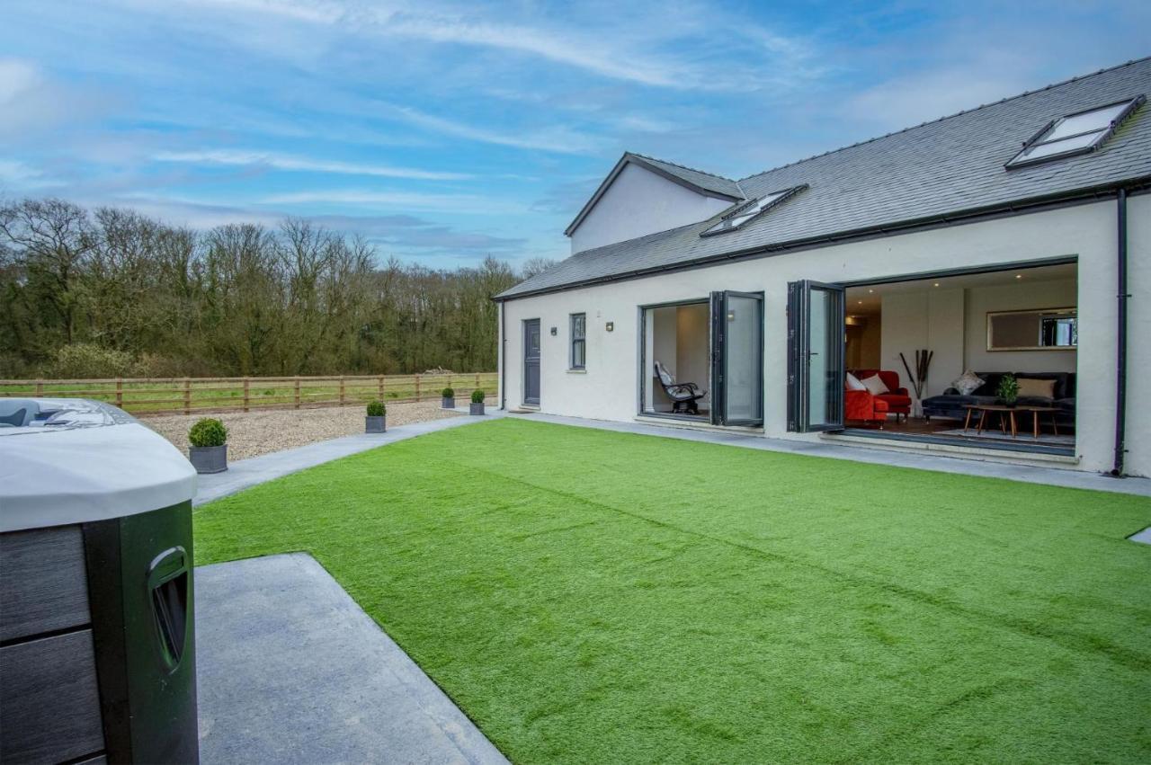 Kiln Park Farmhouse - 4 Bedroom Cottage - Narberth Buitenkant foto