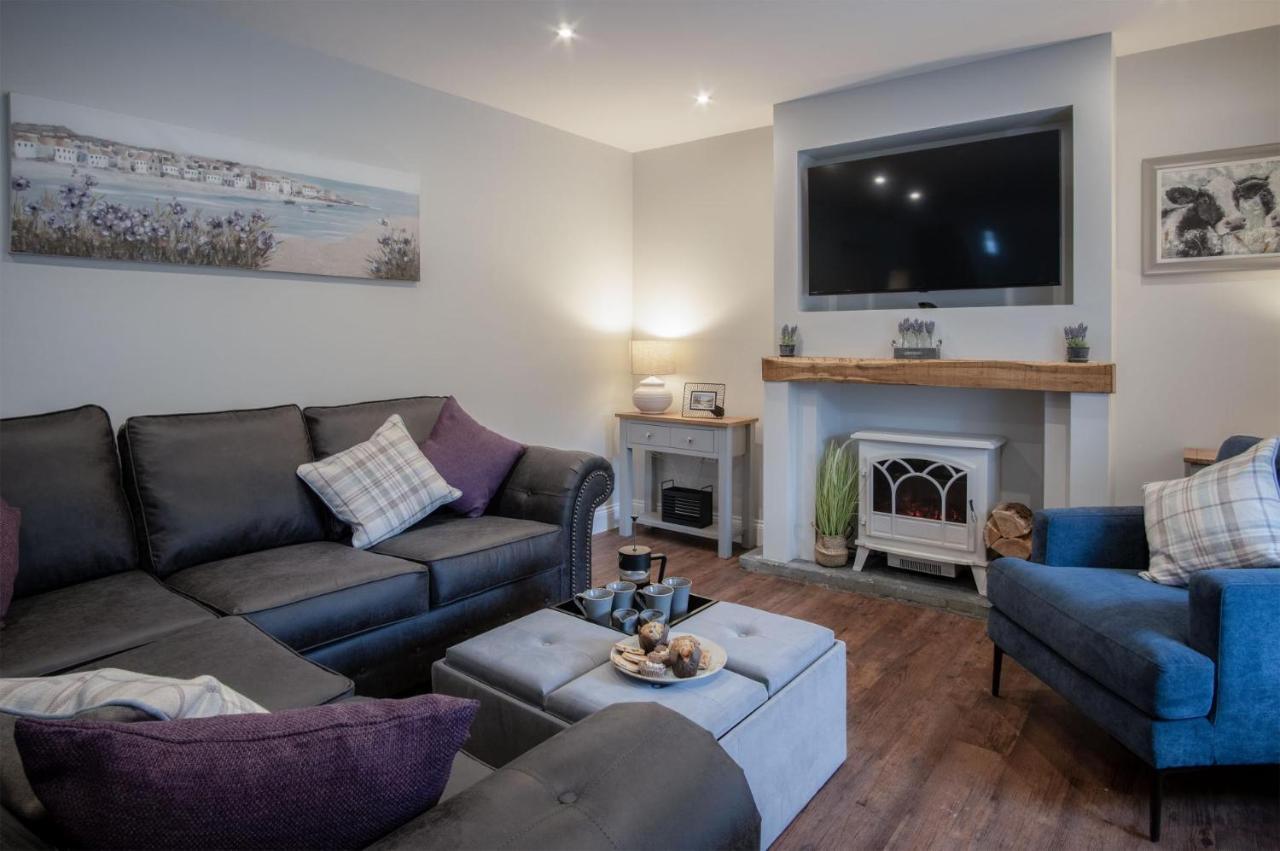 Kiln Park Farmhouse - 4 Bedroom Cottage - Narberth Buitenkant foto